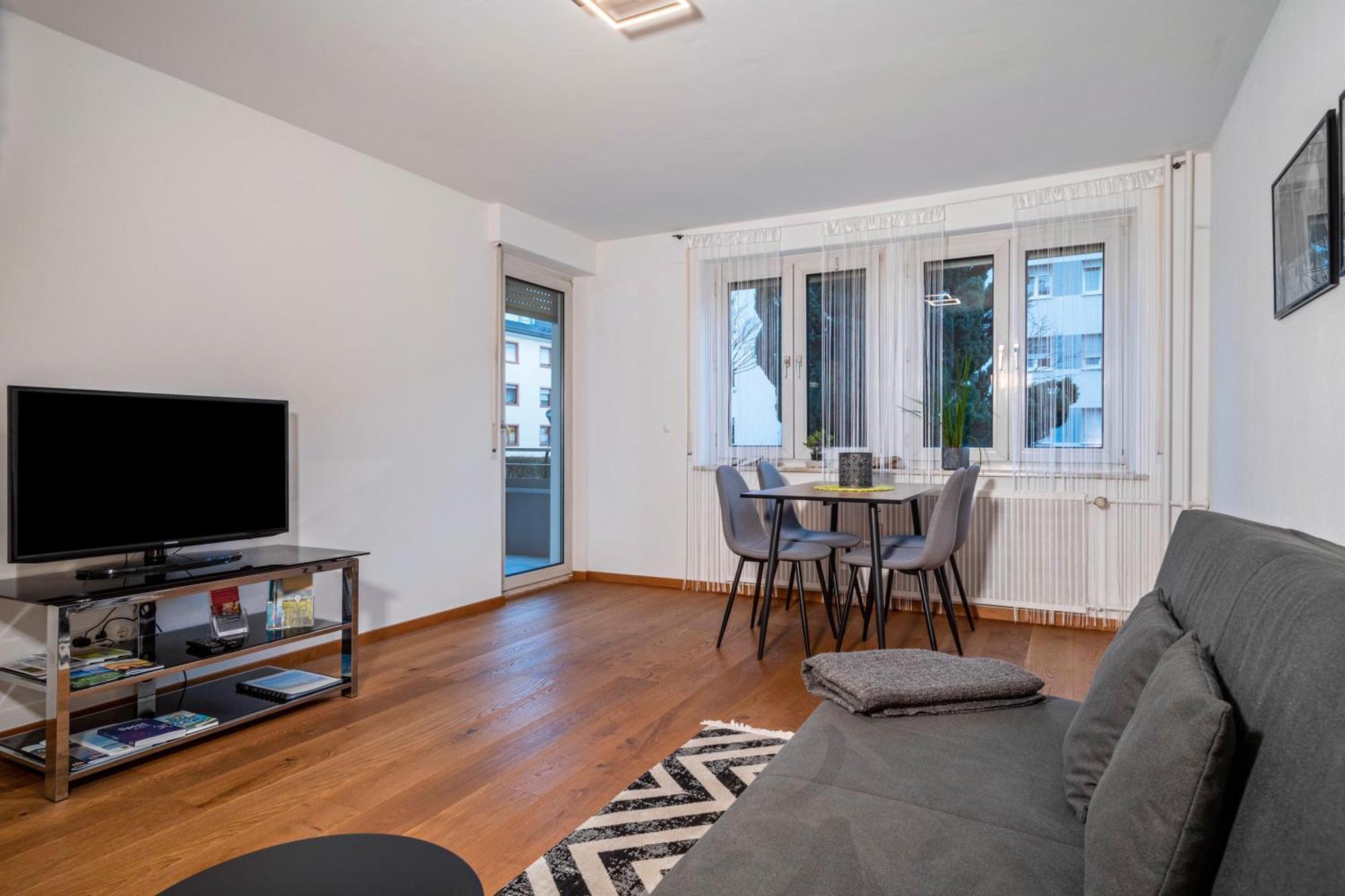 Kairos Apartment Friedrichshafen Ngoại thất bức ảnh