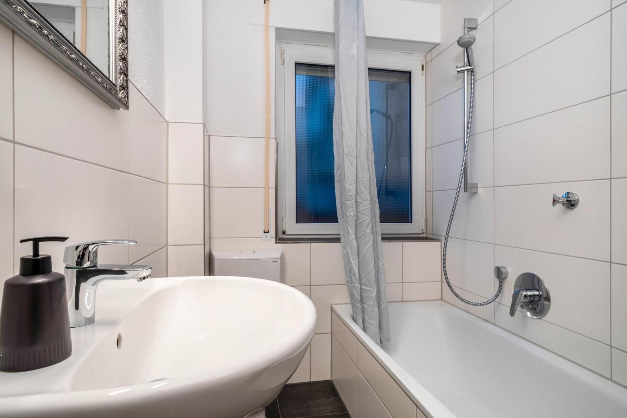 Kairos Apartment Friedrichshafen Ngoại thất bức ảnh